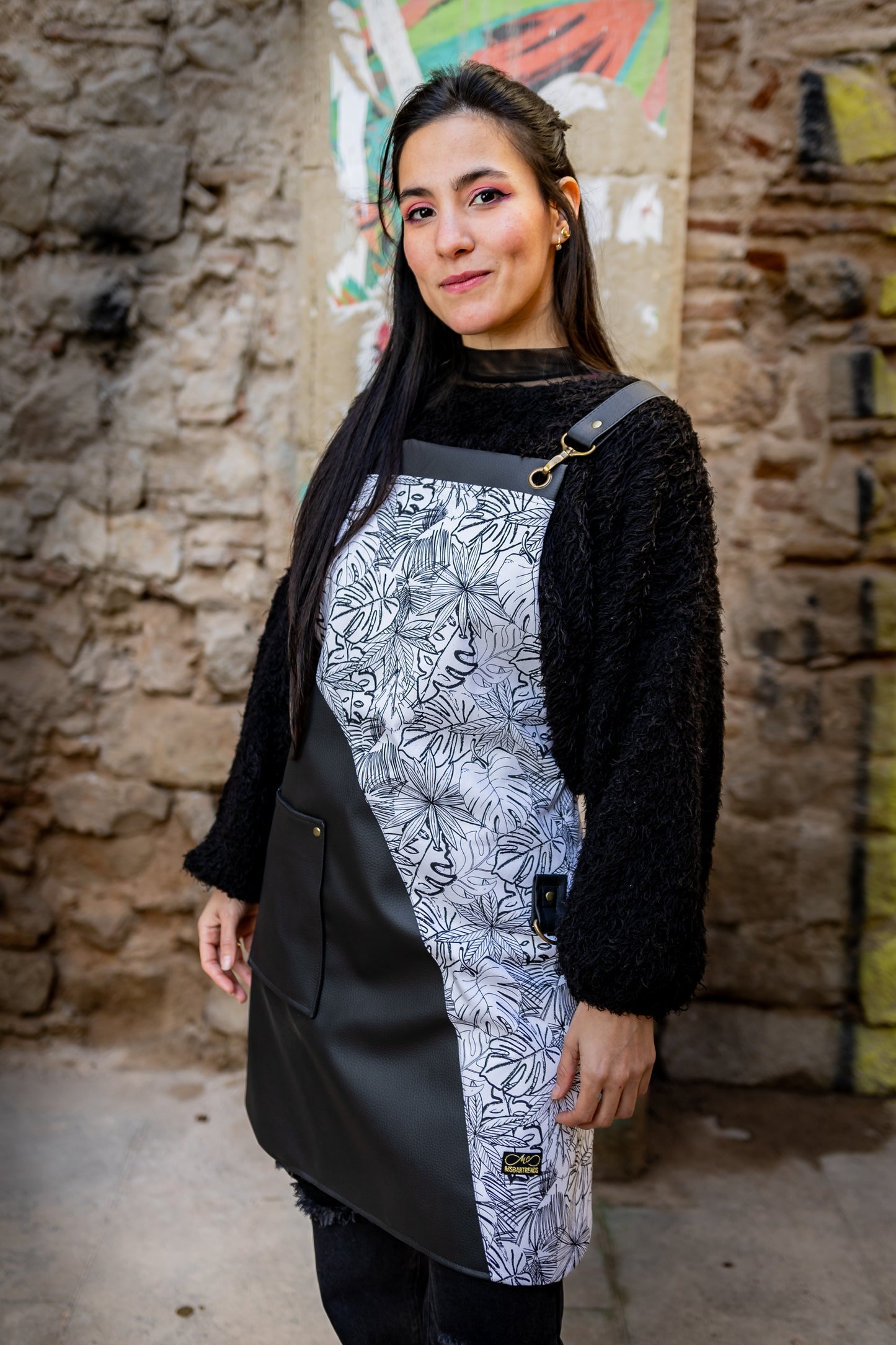 BICOLOR BLACK & WHITE